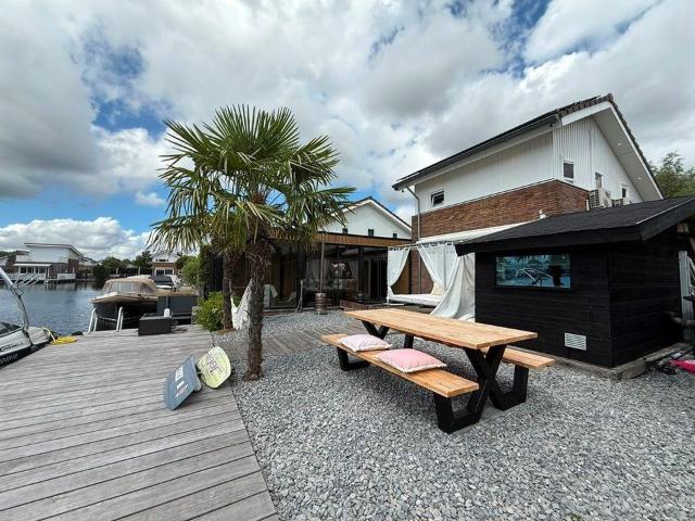 Woning te huur in Vinkenkade, Vinkeveen