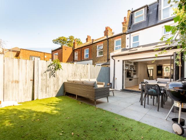 House for rent in London Borough of Merton, Collier's Wood
