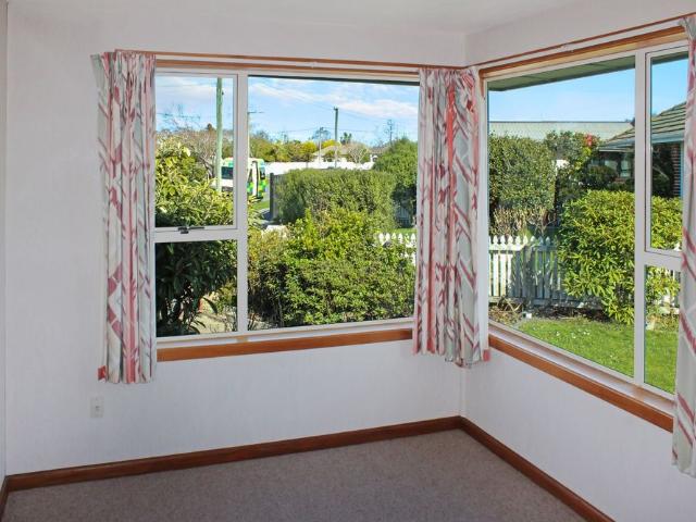 House for rent in Chaslands, Canterbury