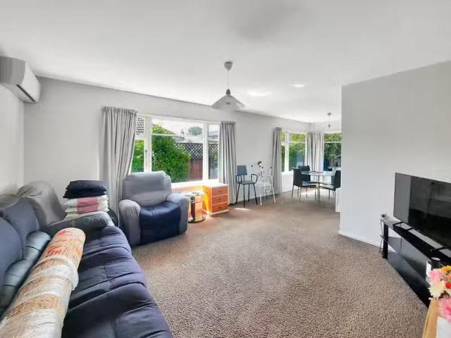 House for rent in Chaslands, Canterbury