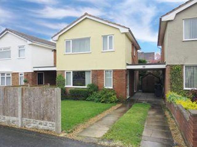 House for sale in Rossmore, Cheshire