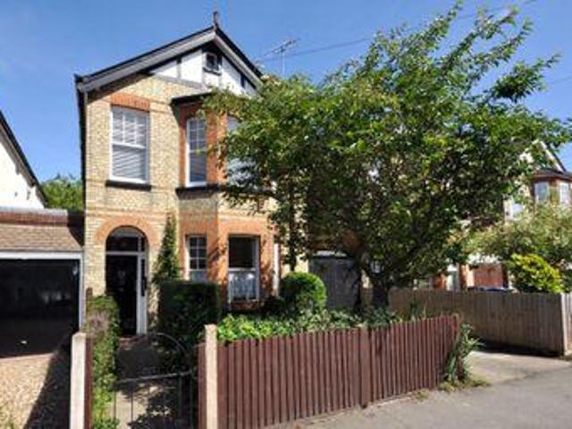 House for sale in New Malden, Greater London