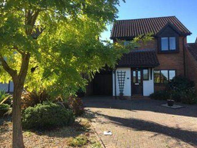 House for sale in Perryfields, West Sussex