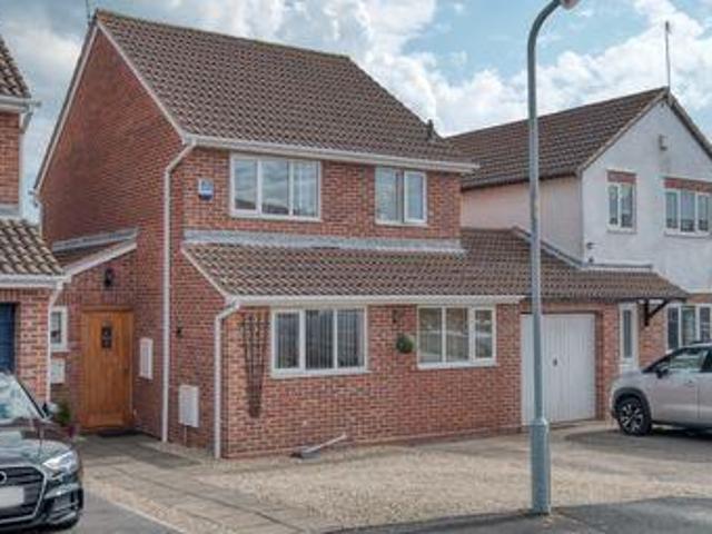 House for sale in Bromsgrove, Worcestershire