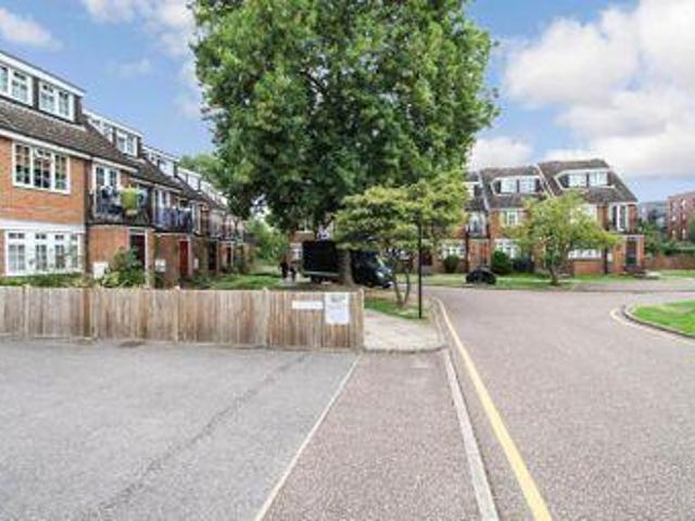 House for rent in Little Stanmore, Greater London