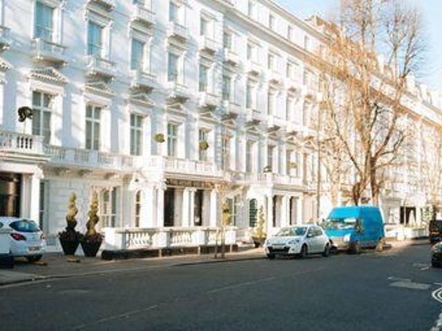 House for rent in Lyons, Greater London