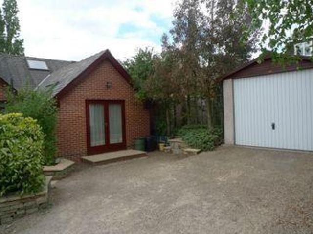 House for rent in Huddersfield, West Yorkshire