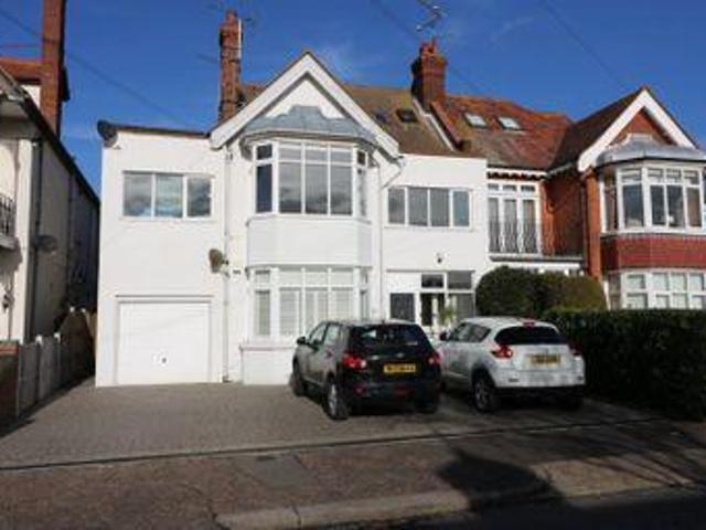 House for rent in Alton Barnes