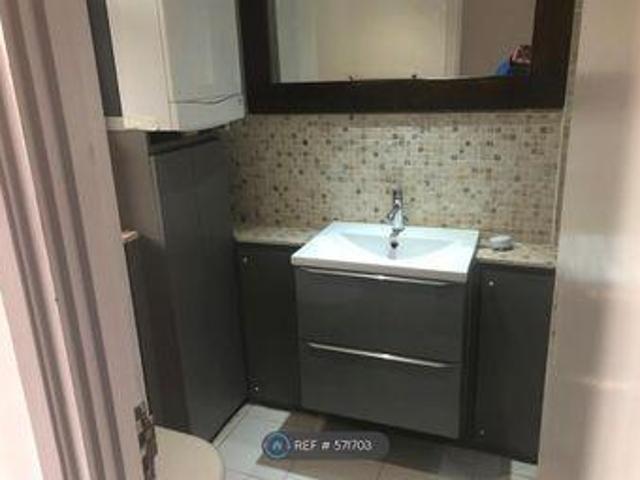 House for rent in Lyons, Greater London