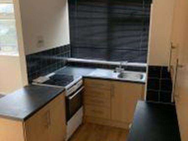 House for rent in Row Town, Surrey