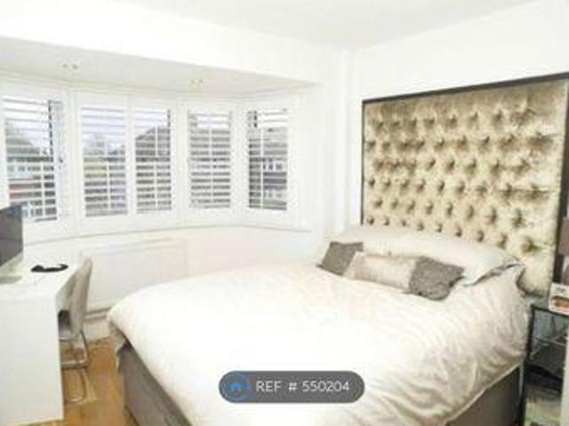 House for rent in Epsom, Surrey