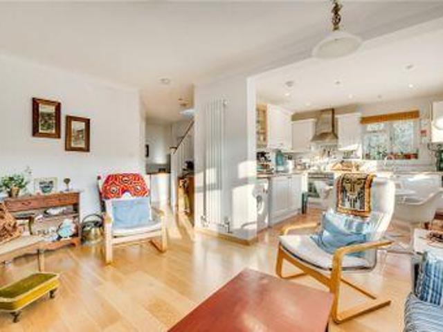 House for sale in Twickenham, Greater London