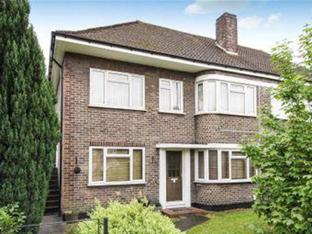 House for sale in West Wickham, Greater London