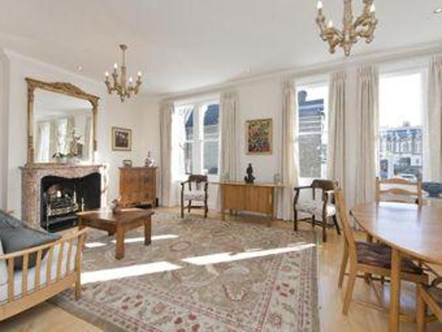House for sale in Deepcut, Surrey