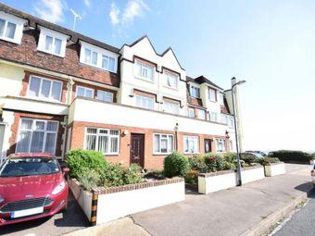 House for sale in Dale Hill, Essex