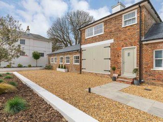 House for sale in Horsham, West Sussex