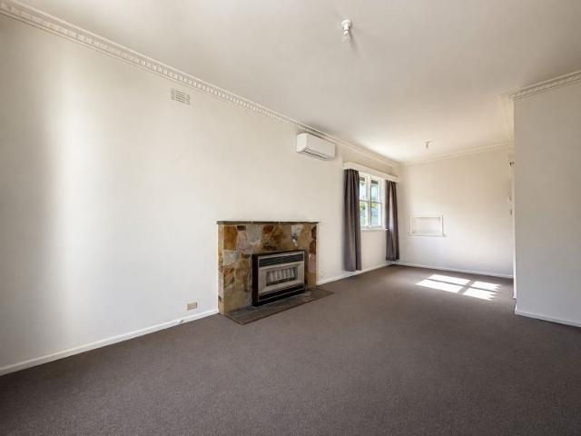 House for rent in Kananook, Melbourne