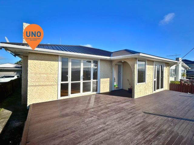 House for rent in Paremoremo, Oroua County