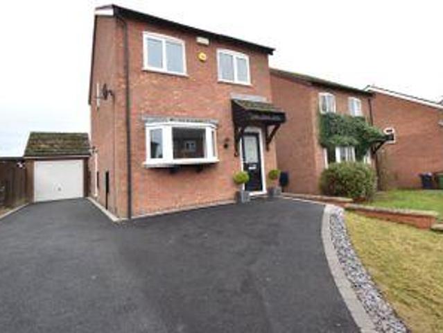 House for sale in Crookhill, Worcestershire