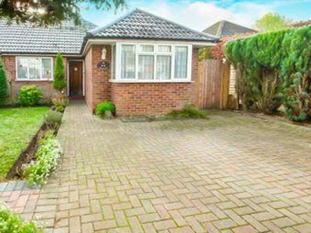 House for rent in Row Town, Surrey