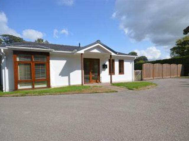 House for sale in West Vale, Cheshire