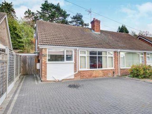 House for sale in Green Close, Warwickshire