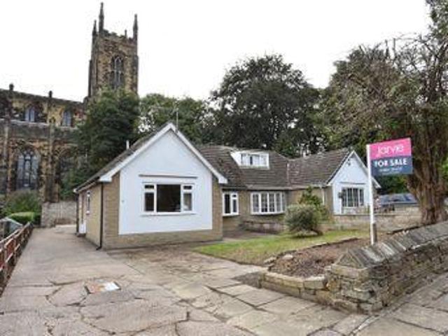 House for sale in Huddersfield, West Yorkshire