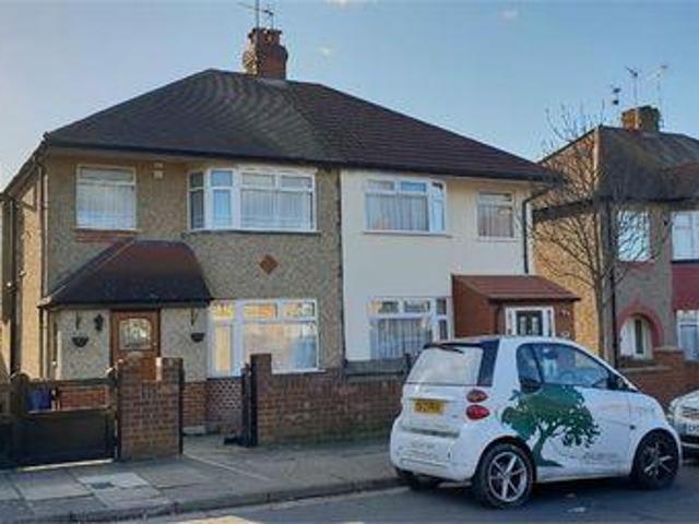 House for rent in Northolt, Greater London