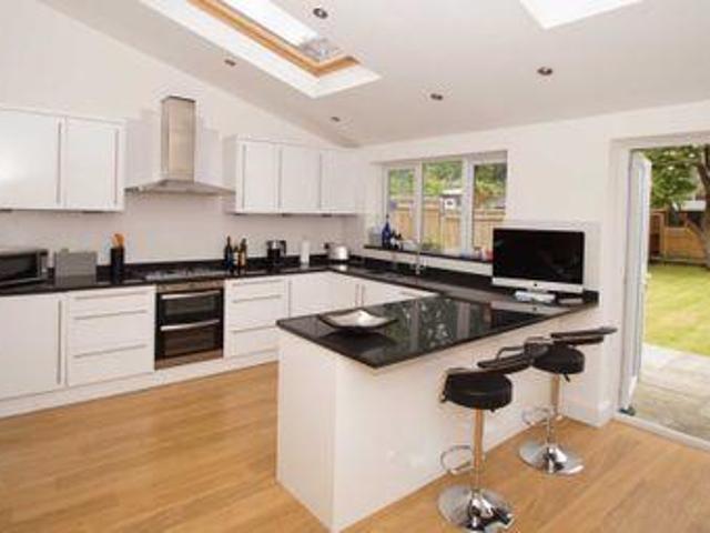 House for rent in Pouchen End, Hertfordshire