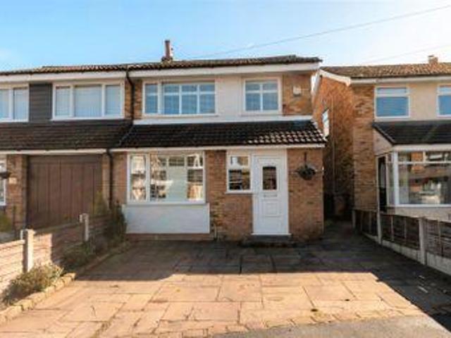 House for rent in Roby Mill, Lancashire