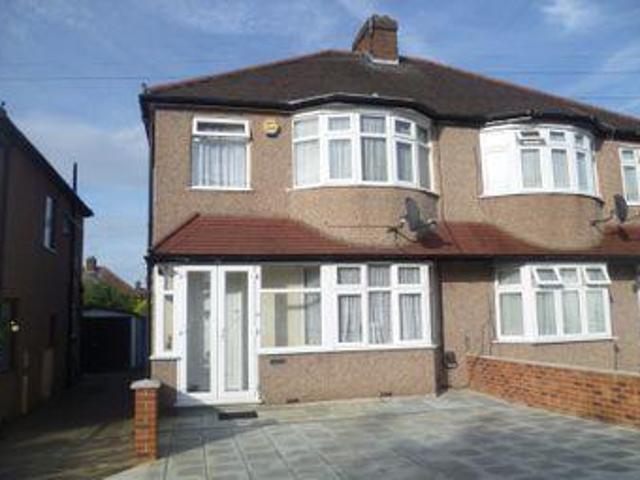 House for rent in Edgware, Greater London