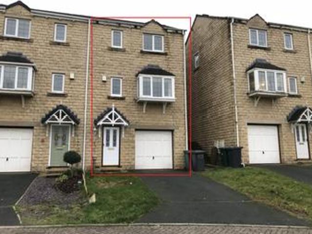 House for rent in Huddersfield, West Yorkshire