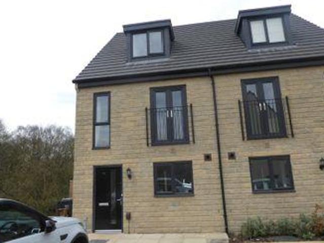 House for rent in Sowerby Bridge, West Yorkshire