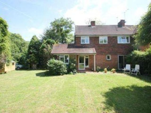 House for rent in Pachesham Park, Surrey