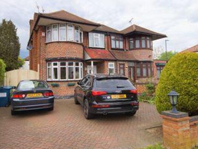 House for rent in Pinner, Greater London
