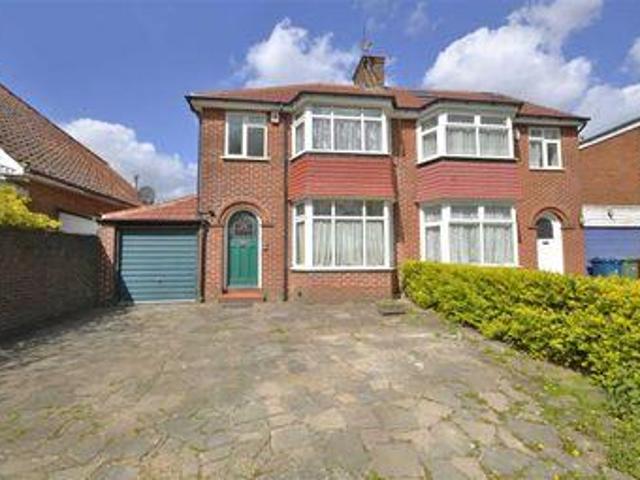 House for rent in Little Stanmore, Greater London