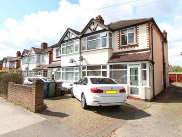 House for rent in Little Stanmore, Greater London
