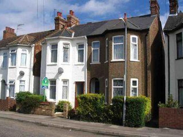 House for rent in Pouchen End, Hertfordshire