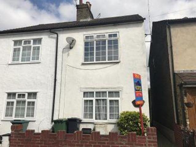 House for rent in Broxbourne, Hertfordshire