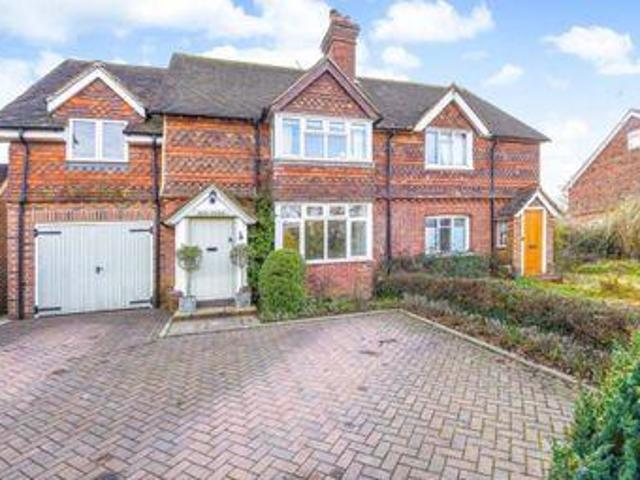 House for rent in Fole, Surrey