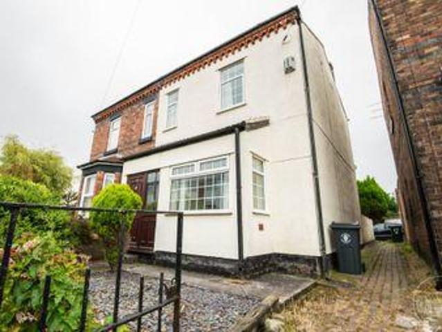 House for rent in Roby Mill, Lancashire