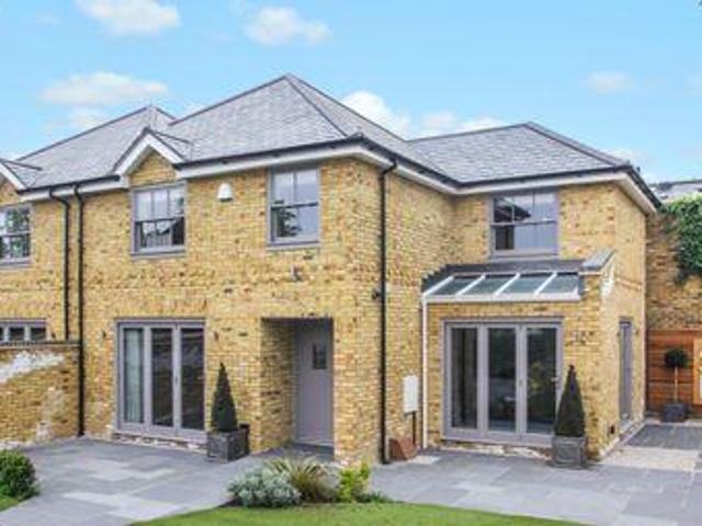 House for rent in Blackhills, Surrey