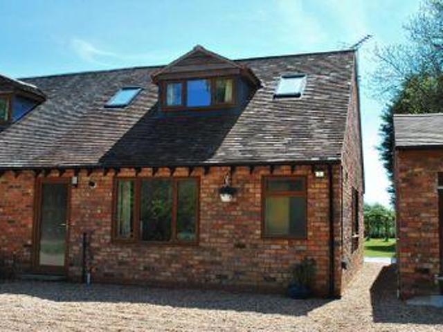 House for rent in Green Close, Warwickshire