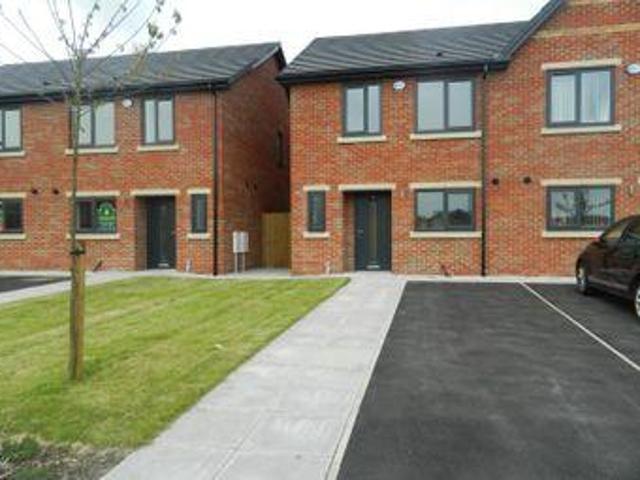 House for rent in Bare, Lancashire
