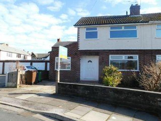 House for rent in Calderstones