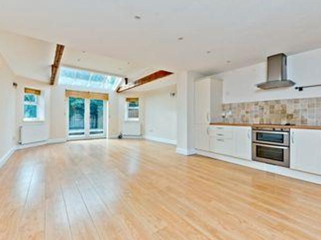 House for rent in Kingston Upon Thames, Greater London
