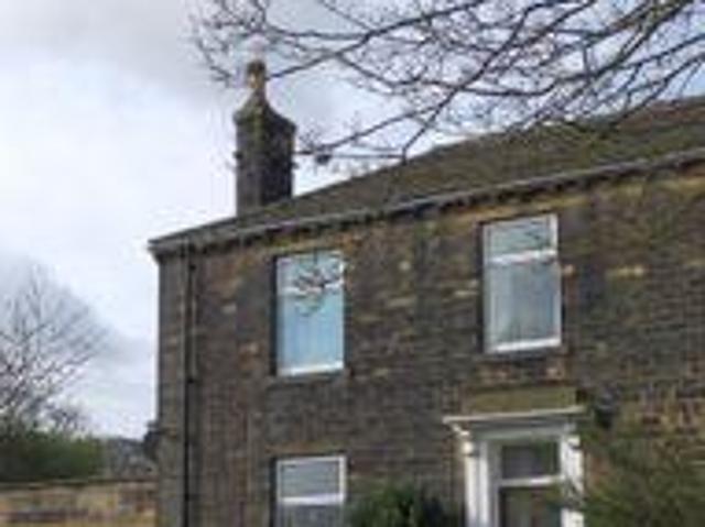 House for rent in Huddersfield, West Yorkshire