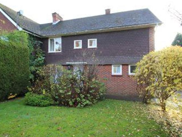 House for rent in Pachesham Park, Surrey