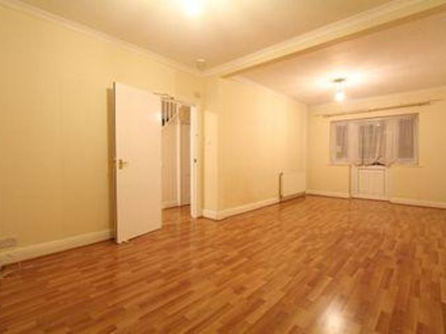 House for rent in Edgware, Greater London