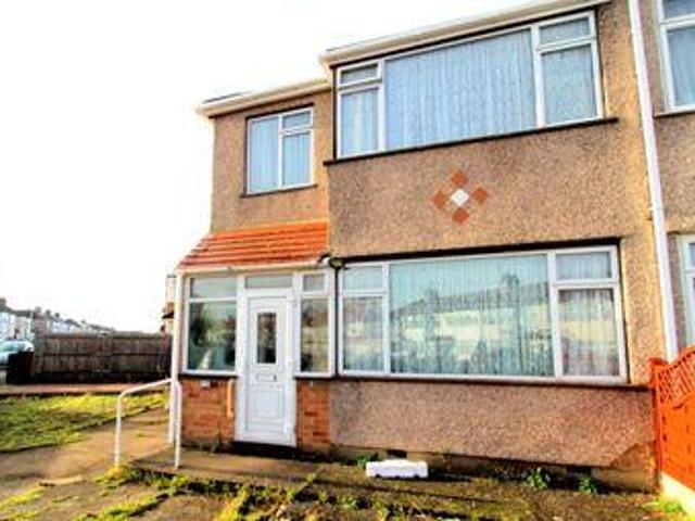 House for rent in Uxbridge, Greater London